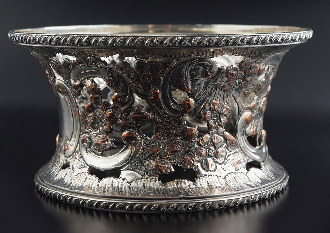 GEORGE III PERIOD SHEFFIELD PLATED POTATO RING