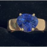 18CT YELLOW GOLD CEYLON SAPPHIRE