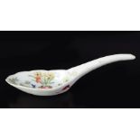 CHINESE QING FAMILLE VERTE SPOON