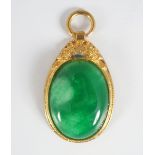GREEN JADE AND GOLD PENDANT