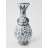 EARLY CHINESE PORCELAIN BLUE AND WHITE PEAR-SHAPED VASE