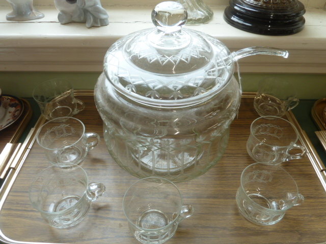 Early 20thC cut glass punch bowl with cover,