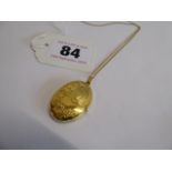 9ct Gold oval locket necklace 4.