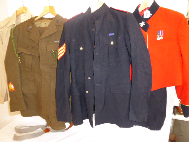 Sundry military uniforms (4)