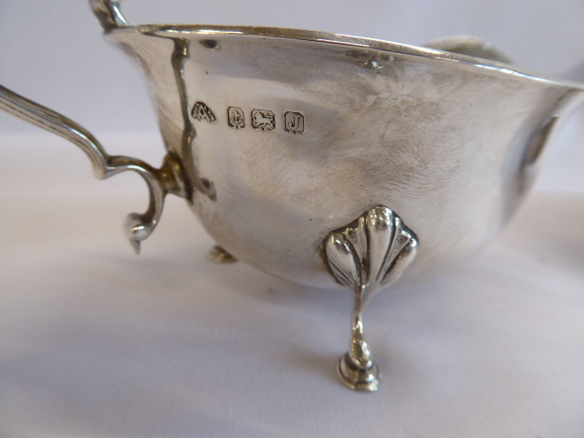 Pair silver sauce boats (Birmingham 1933) - Image 2 of 2