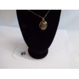 9ct Gold Masonic style oval locket necklace 3.