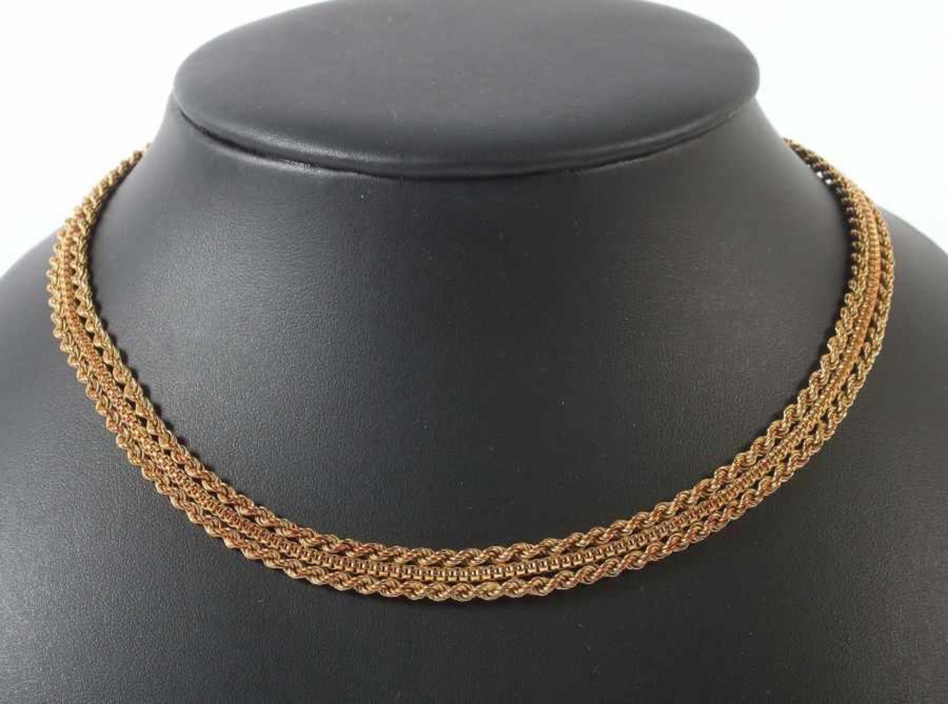 Collier