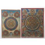 2 Thangkas Nepal, wohl 20. Jh., Leinen/Gouache, 2 Mandala-Thangkas je mit zentralem Medaillon, 1x