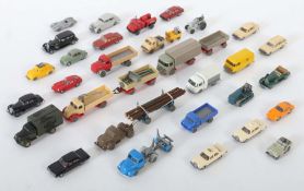 33 Fahrzeuge Wiking, 1:87; 14 x PKW 1980/1990er Jahre mit 2 x Taxi; 13 unterschiedliche Fahrzeuge,