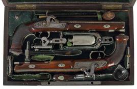 Duellierpistolen als Siegerauszeichnung für Hugo Graf von Greifenau Saarn, dat. 1832 in der