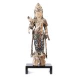 Guanyin China, 19./20. Jh., Weichholz/Reste einer farbigen Fassung, vollplastische Darstellung der