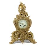 Mougin Pendule im Louis XV-Stil Frankreich, um 1880, Emaillezifferblatt mit arabischen Stunden- und