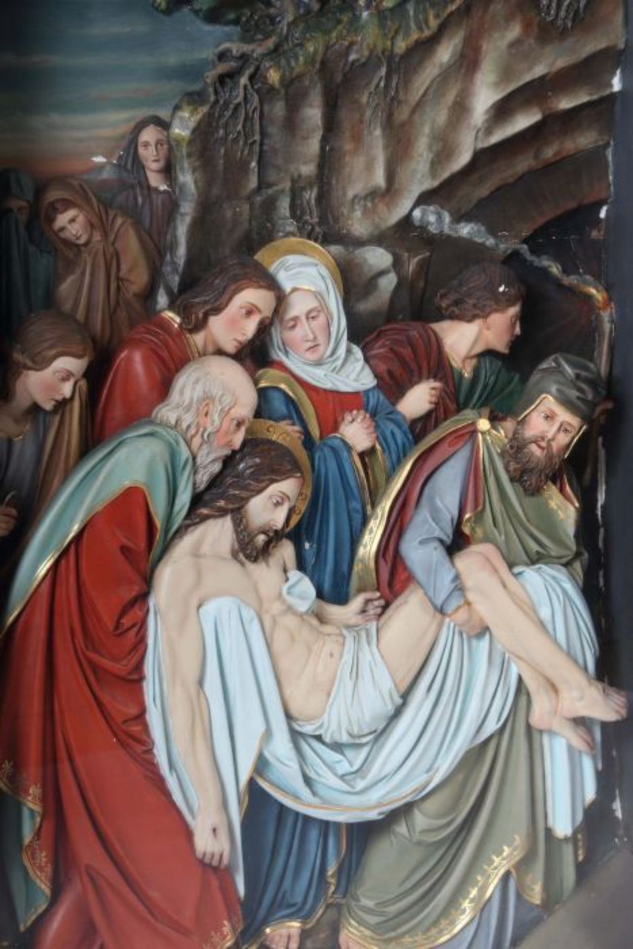 Grablegung Christi 20. Jh. Gipsguss, farbig gefasst, reliefierte Darstellung der 14. Station des - Bild 3 aus 4