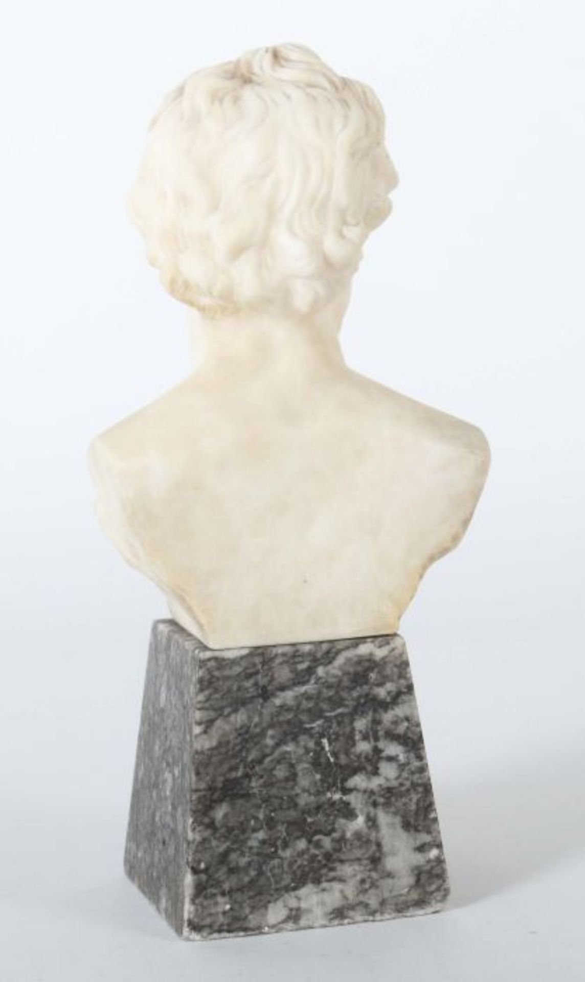 Rauch, Christian Daniel (nach) "Büste Johann Wolfgang von Goethe", Alabaster, vollplastische - Bild 2 aus 2