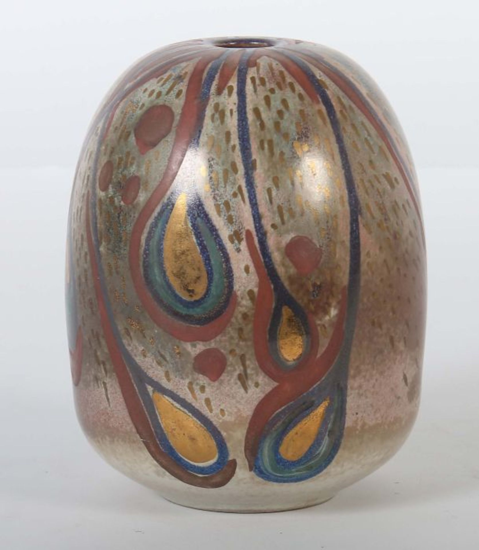 Vase Wohl 2. Hälfte 20. Jh., bräunlicher Scherben, das Dekor tropfenförmig in Rostrot, Gold, Blau - Bild 2 aus 4