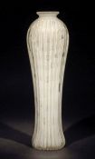 Vase Murano, wohl Barovier & Toso, 2. Hälfte 20. Jh., farbloses Glas mit Abriss, opakweiß