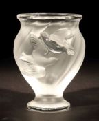 Vase "Rosine" E: Marie Claude Lalique, um 1960, A: Wingen-sur-Moder, Cristalleries Lalique & Cie,
