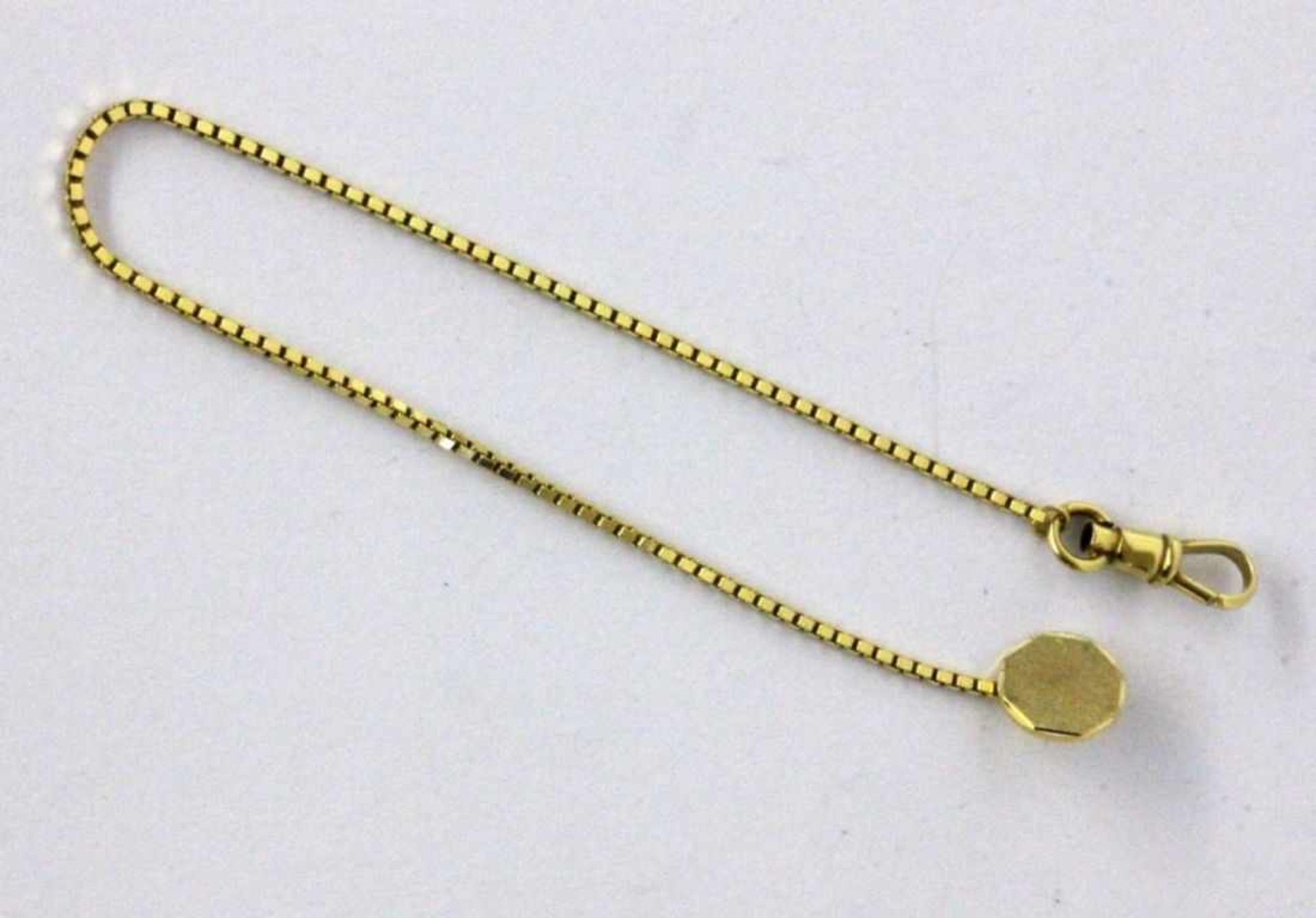 ''A GOLD WATCH CHAIN 585/000 yellow gold. 19.5 cm long, approximately 4.1 gramsKeywords: