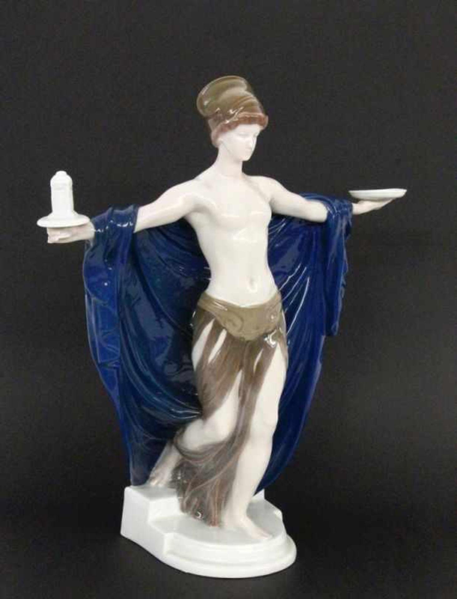 ''CONSECRATION OF THE TEMPLE Rosenthal, Selb circa 1912 Standing female semi-nude with