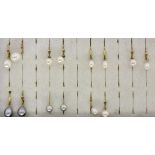 ''A LOT OF 7 PAIRS OF DROP EARRINGS 585/000 yellow gold with pearlsKeywords: jewellery,