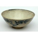 ''A SWATOW ZHANGZHOU PORCELAIN BOWL China, Ming dynasty, 1368-1644 Deep-trough bowl with