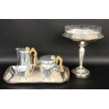 ''AN ART DECO TEA AND COFFEE SERVICE, chrome-plated. 5 pieces. Includes a silver-plated