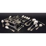 A LOT OF 21 SILVER CUTLERY PIECES Hildesheimer Rose. Silver 800/000. 21 pieces, totalling