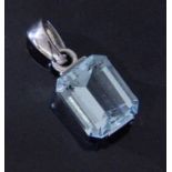 A PENDANT 585/000 white gold with aquamarine, approx. 11.2 x 11 mm, gross weight approx.