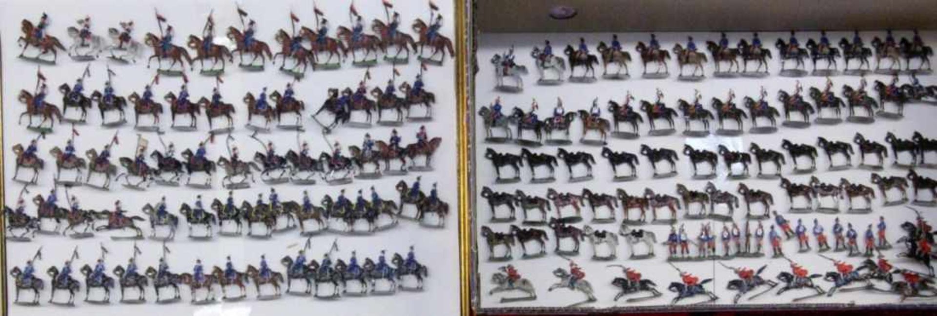 A LOT OF 156 TIN SOLDIERS Cavalries. Keywords: toys, playthings, pewter figures, tin toys,