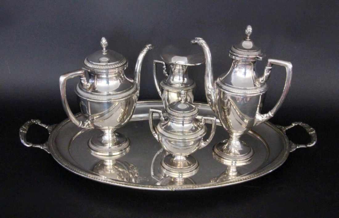 A CLASSICAL TEA AND COFFEE SERVICEBrass, silver-plated. 5 pieces, consisting of tea and coffee