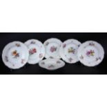 A SET OF 6 SOUP PLATES ''NEUZIERAT'' KPM Berlin, 20th century Fine painting with colourful