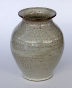 WALTER GEBAUER 1907 - Bürgel - 1989 Glazed ceramic vase with brown speckled decoration. Impressed