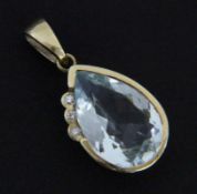 A PENDANT WITH AQUAMARINE 18 x 12 mm and 3 brilliant cut diamonds: 3 cm long, gross weight approx. 6