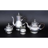 A TEA AND COFFEE SERVICE Etains du Manoir, Paris Silver-plated metal. 4 pieces, consisting of tea