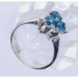 A LADIES RING 585/000 yellow gold with 3 blue zircons. Ring size 56, gross weight approx.