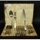 A WMF CUTLERY SET 18 pieces, complete for 6 people. In original cutlery case. Keywords: