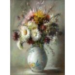 FALLER, LEO Freiburg 1902 - 1969 Karlsruhe Flowers in the Vase. Pastel, signed. 28 x 38