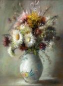 FALLER, LEO Freiburg 1902 - 1969 Karlsruhe Flowers in the Vase. Pastel, signed. 28 x 38