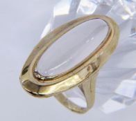 A LADIES RING 585/000 yellow gold with rose quartz. Ring size 58, gross weight approx. 4.3