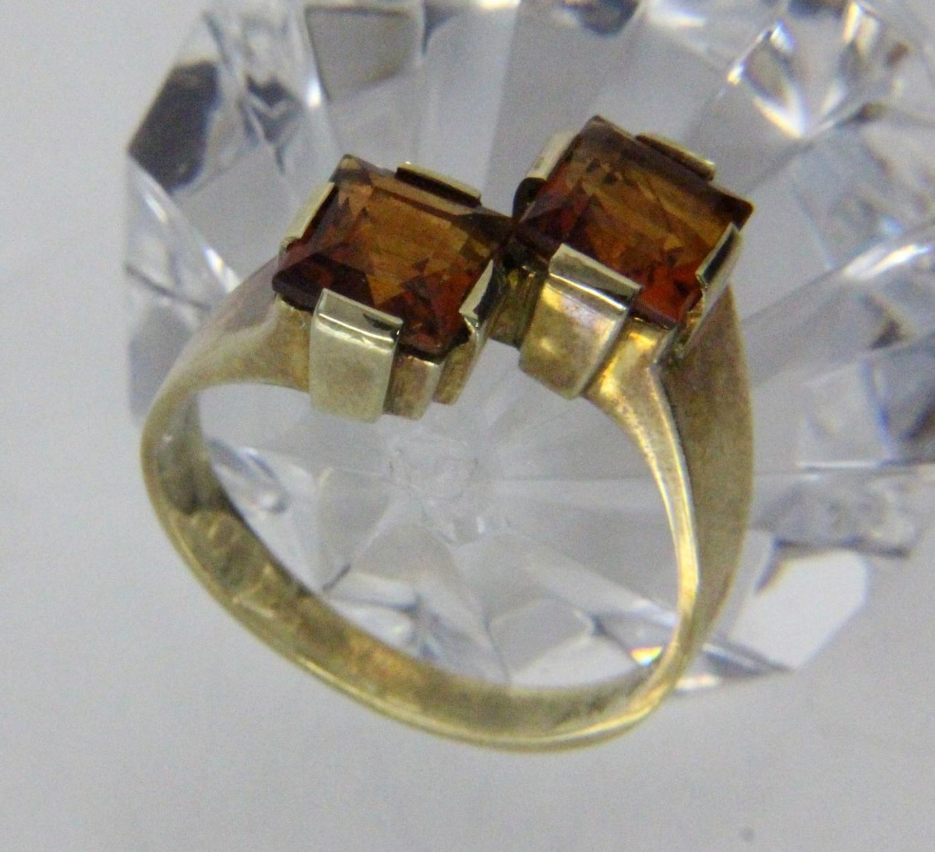 DAMENRING585/000 Gelbgold mit 2 Madeiracitrinen. Ringgr. 57, Brutto ca. 5,2gA LADIES RING 585/000