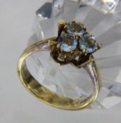 DAMENRING585/000 Gelbgold mit 3 Aquamarinen. Ringgr. 56, Brutto ca. 5,2gA LADIES RING 585/000 yellow