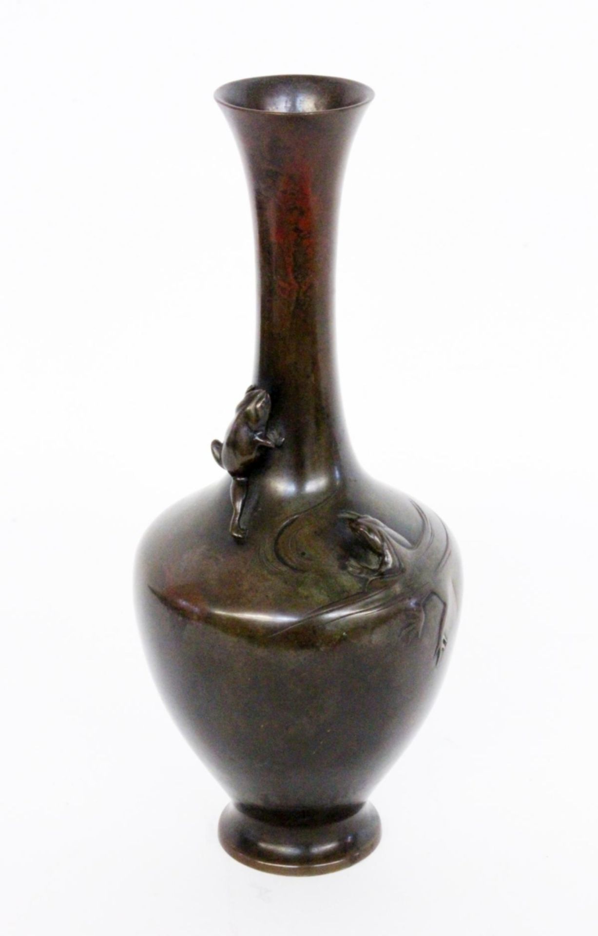 ELEGANTE VASE AUS BRONZE