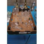 16 ITEMS OF VARIOUS CUT GLASS CRYSTAL DRINKING ITEMS & ORNAMENTS