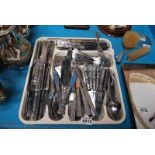 TRAY CONTAINING 137 ITEMS OF KINGS PATTERN CUTLERY