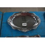 AN OVAL SILVER TRAY WITH PIERCED RIM, 14.55OZ, 32CM LONG