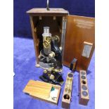 A G. Reichert of Vienna late 19th/early 20th century Microscope, number 41899, black enamelled