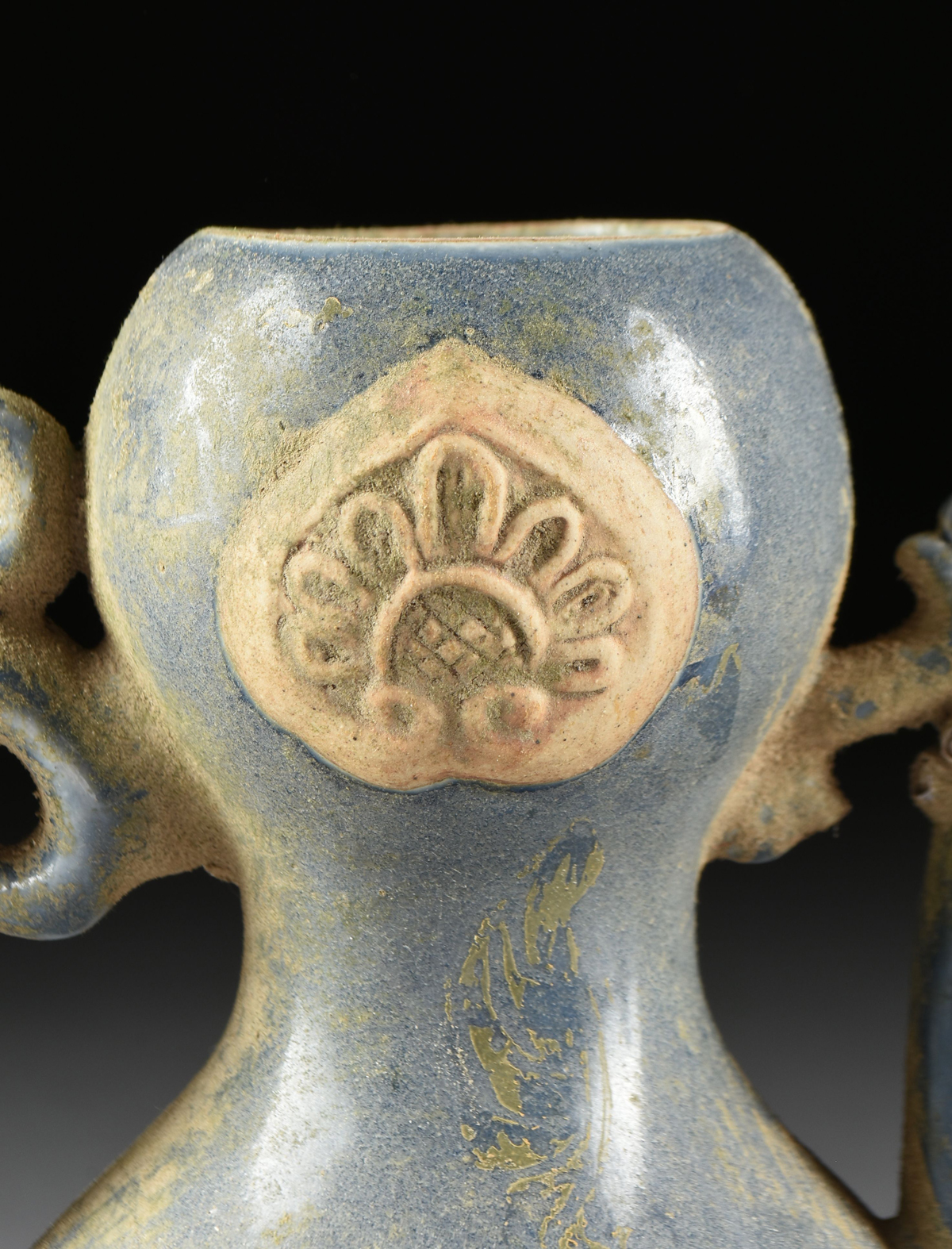 A VIETNAMESE/ANNAMESE BLUE GLAZED DOUBLE GOURD PORCELAIN EWER, SHIPWRECK ARTIFACT, 15TH/16TH - Image 9 of 11