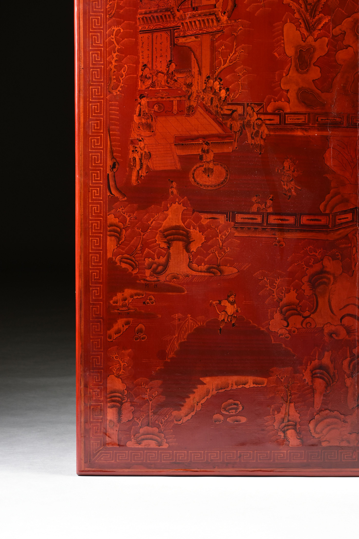 A MODERN CHINOISERIE RED VARNISHED AND SILVER LEAF COFFEE TABLE, LATE 20TH CENTURY, the - Image 6 of 8