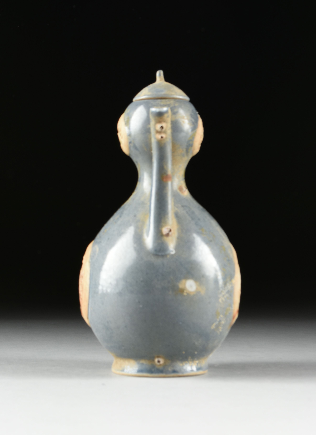 A VIETNAMESE/ANNAMESE BLUE GLAZED DOUBLE GOURD PORCELAIN EWER, SHIPWRECK ARTIFACT, 15TH/16TH - Image 7 of 11