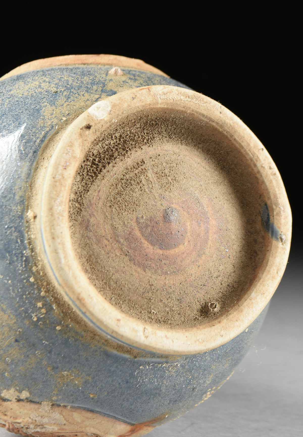 A VIETNAMESE/ANNAMESE BLUE GLAZED DOUBLE GOURD PORCELAIN EWER, SHIPWRECK ARTIFACT, 15TH/16TH - Image 11 of 11